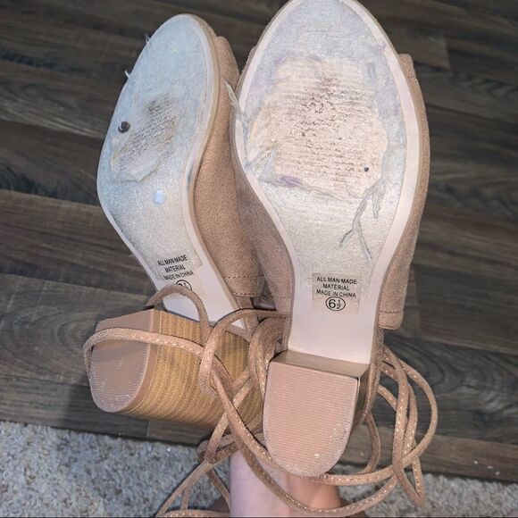 Lace up open toe booties - Picture 4 of 5